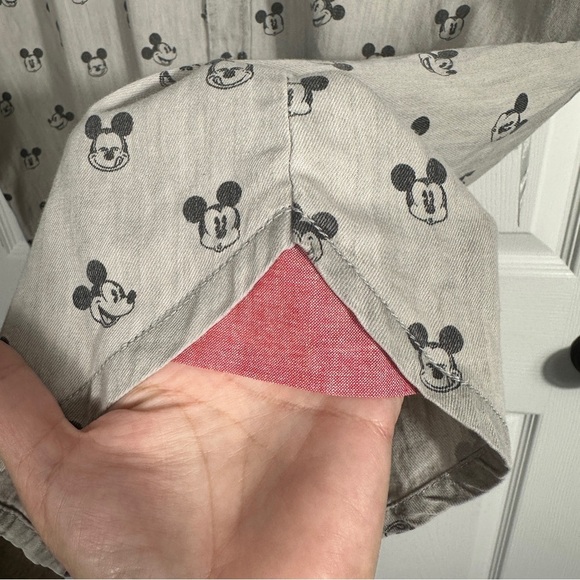 NEW Disney Mickey Mouse XL button up shirt, cotton, gray/black - Picture 10 of 14